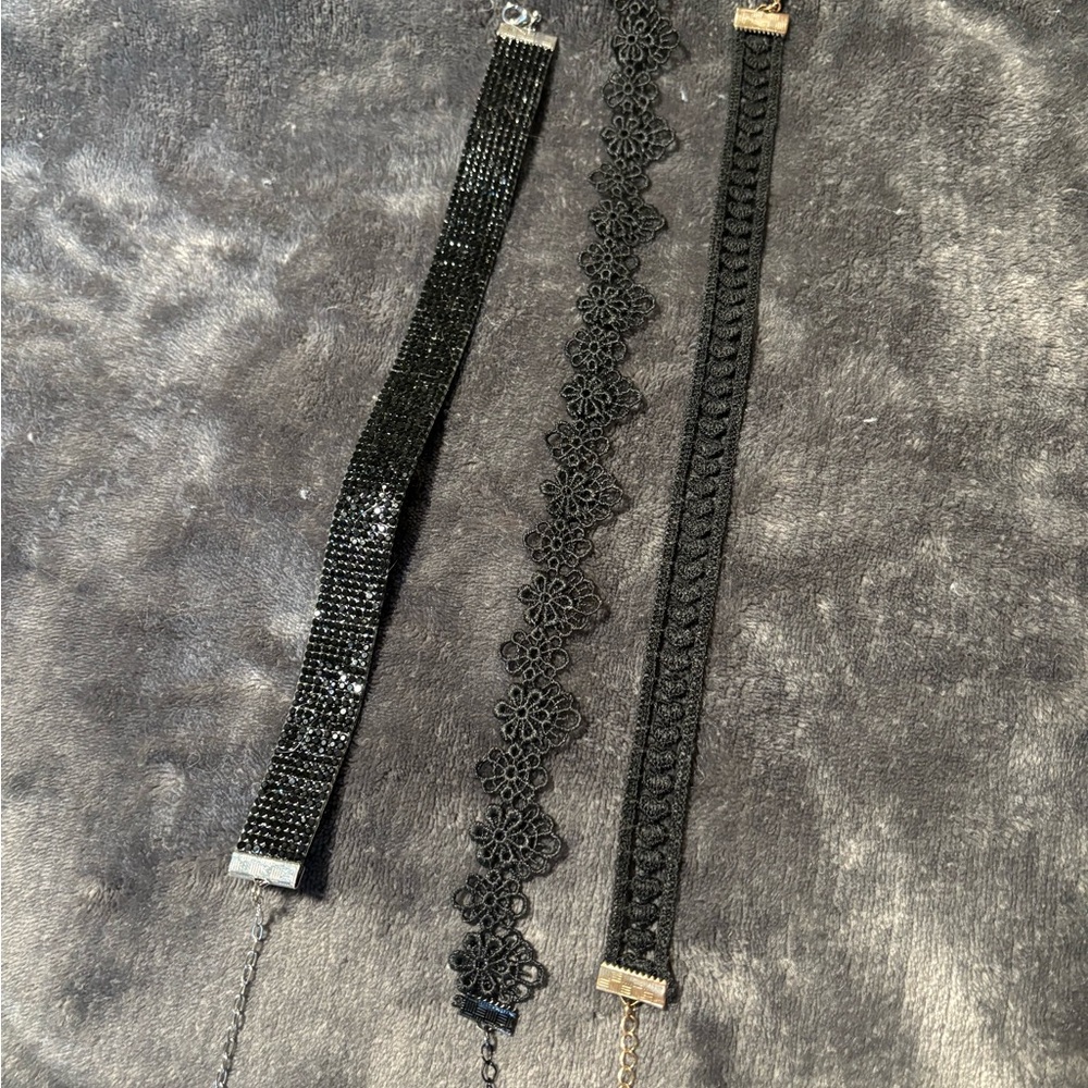 Elegant Black Choker Set